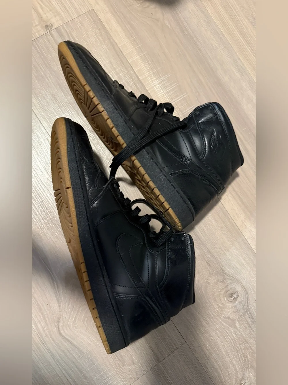 Jordan AJ 1 Mid